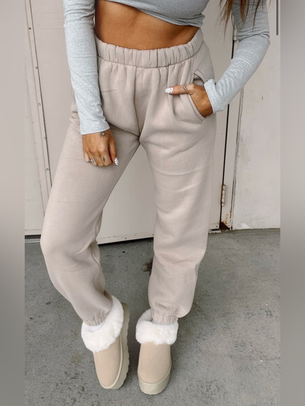 2/$15 Joggers With Pockets. Size S